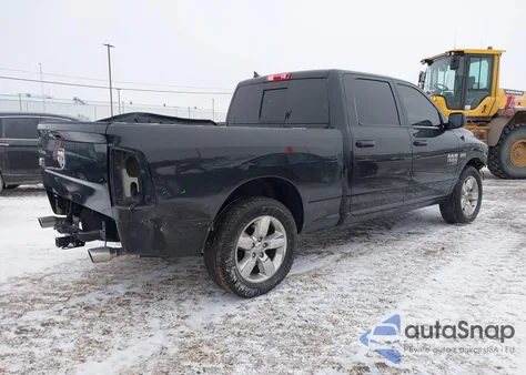 2019 Ram 1500 Classic Big Horn 4X2 6'4 Box z USA, uszkodzony, nr VIN 1C6RR6TT9KS701642